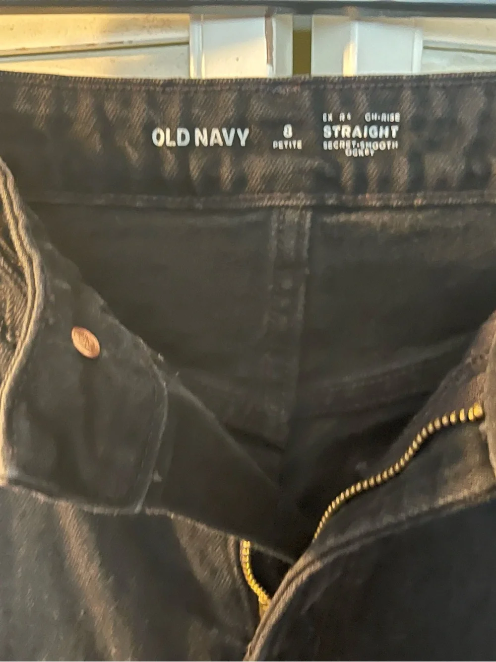 Old Navy Women’s Black Straight Jeans